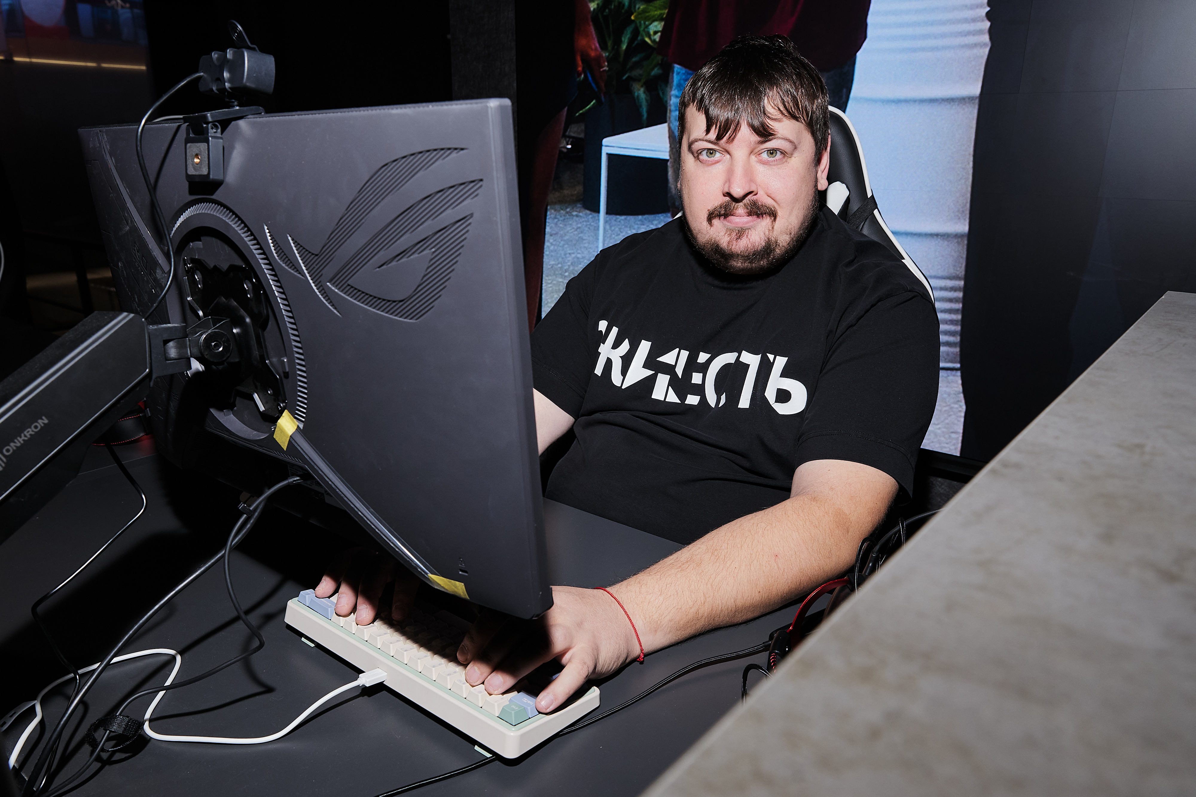 Михаил Dosia Столяров